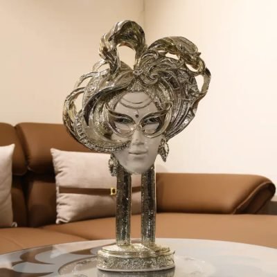 Royal Mask Statue